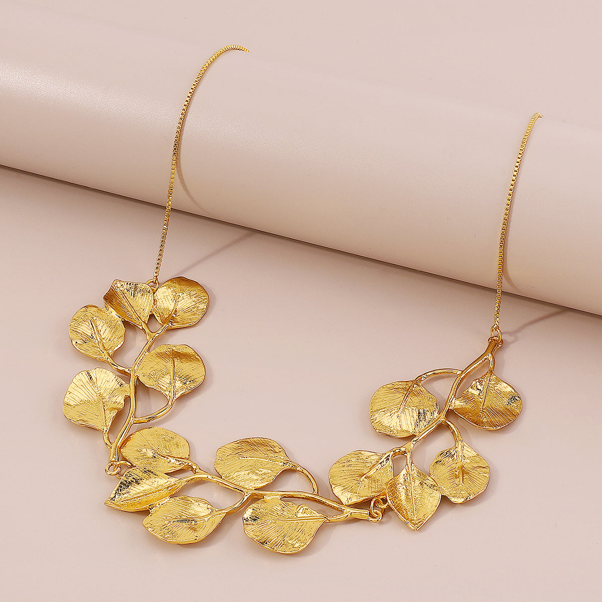 Gold Leaf Cascade Choker Necklace