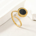 Noir Roman Ring