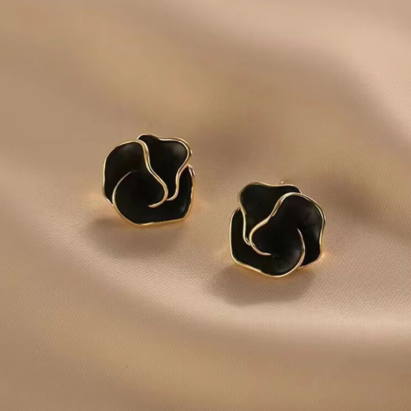 Black Bloom Stud Earrings