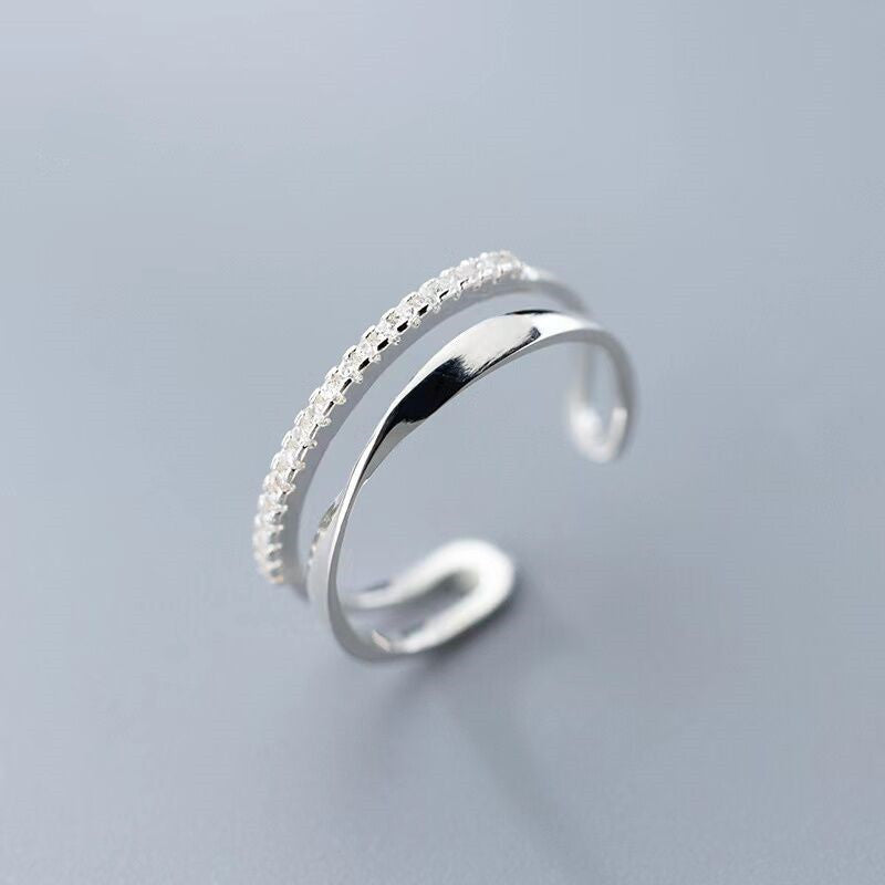 Silver Crisscross Spark Ring