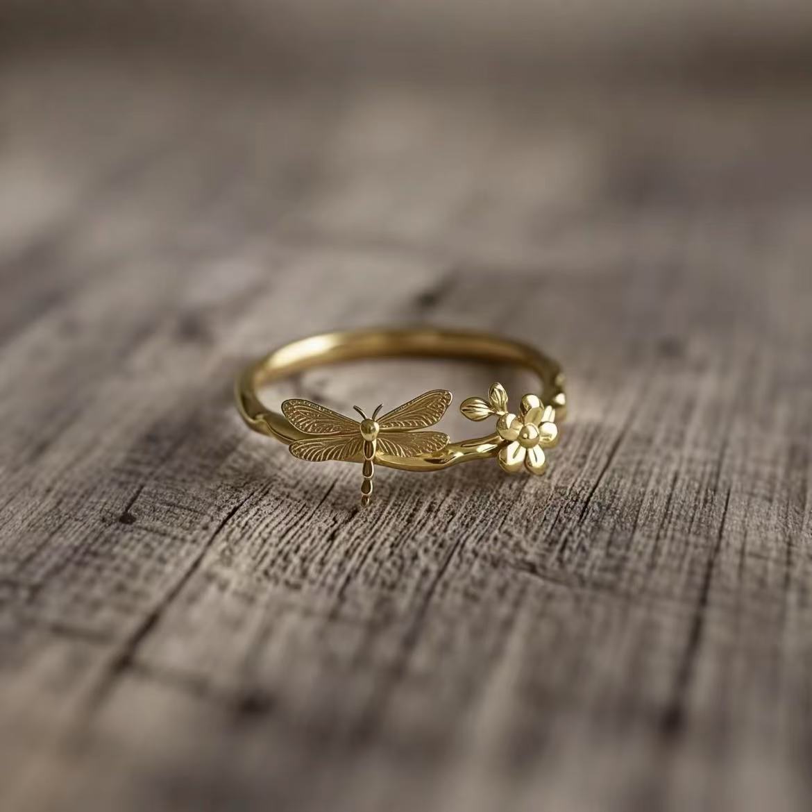 Golden Dragonfly Bloom Ring