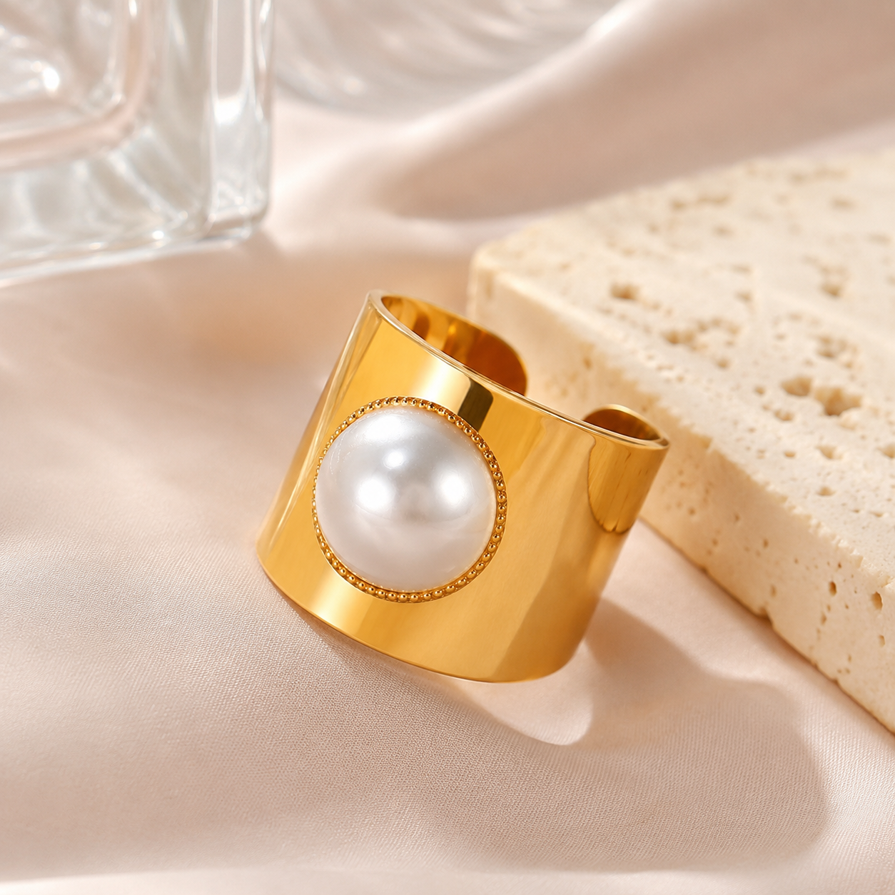 Golden Luna Pearl Ring