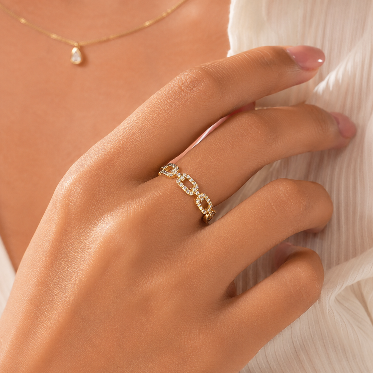 Golden Crystal Link Ring