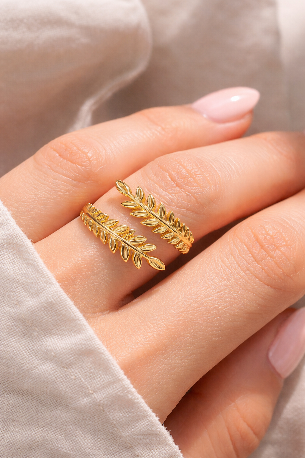Golden Laurel Leaf Open Band Ring