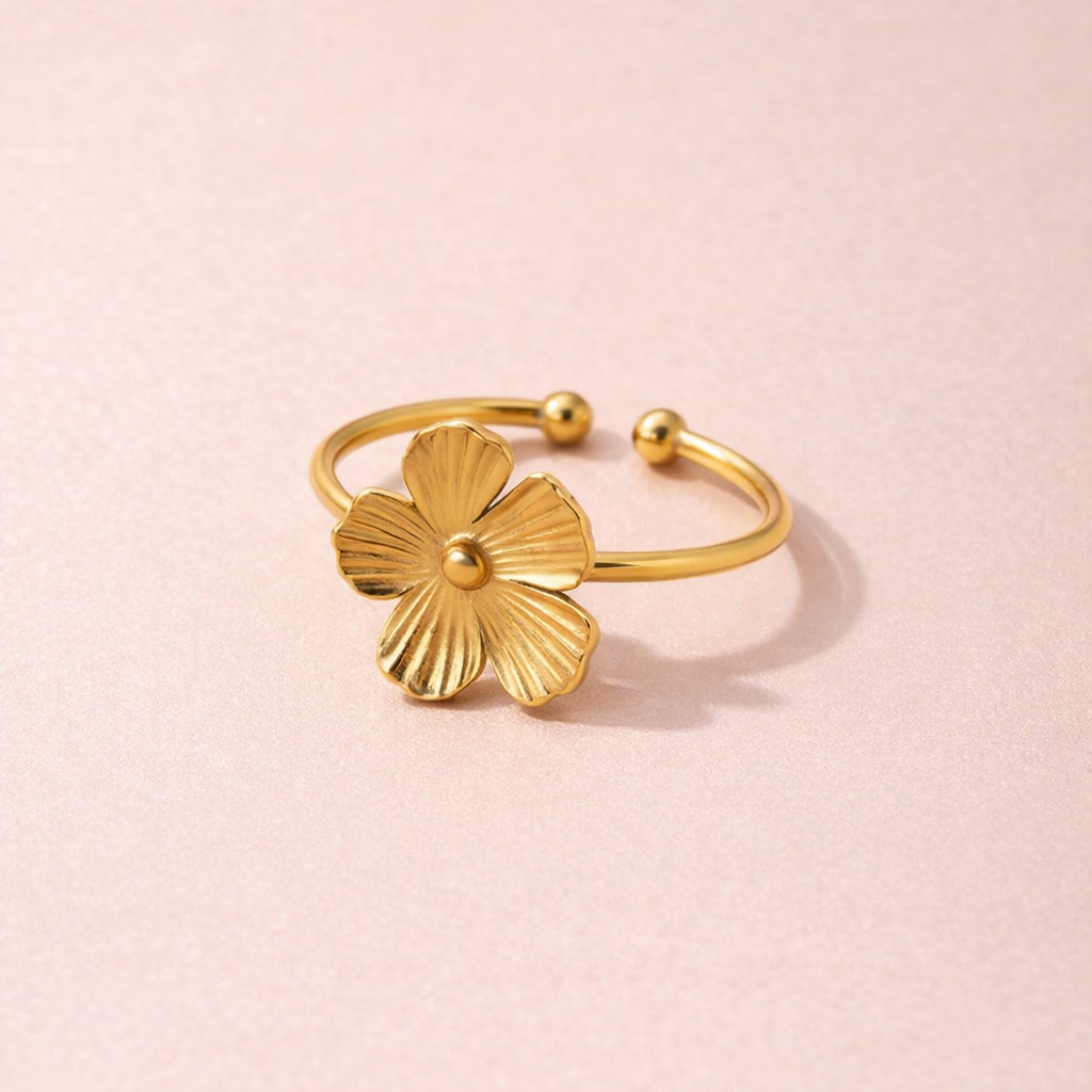 Golden Daisy Flower Ring
