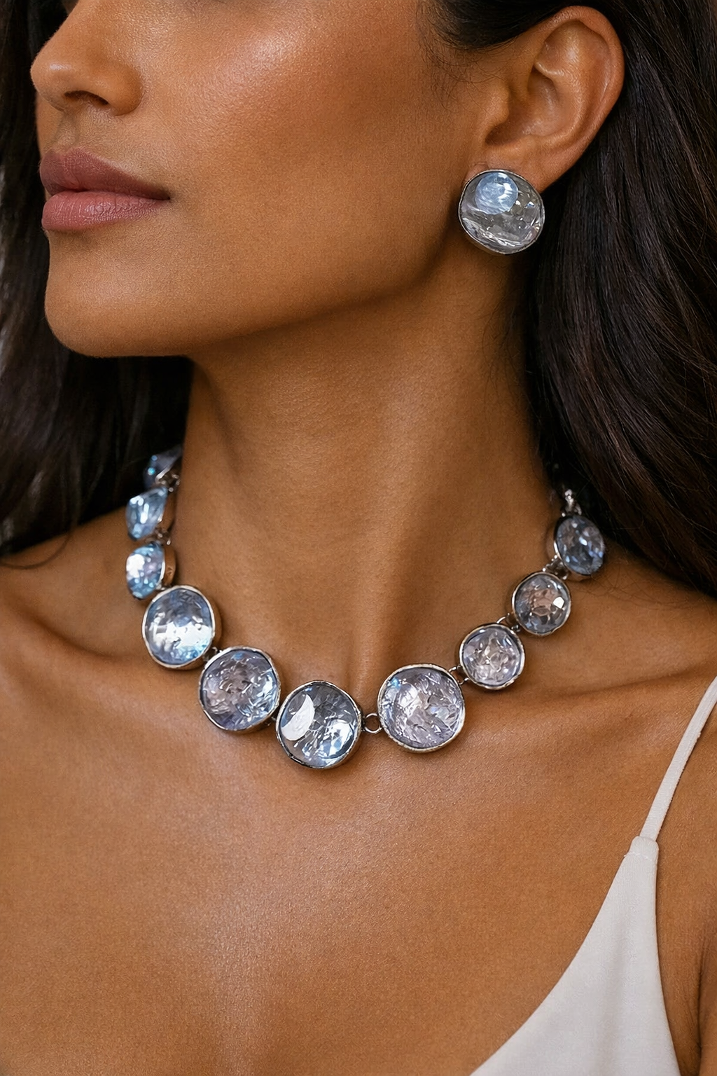 Resin Geometric Necklace Set