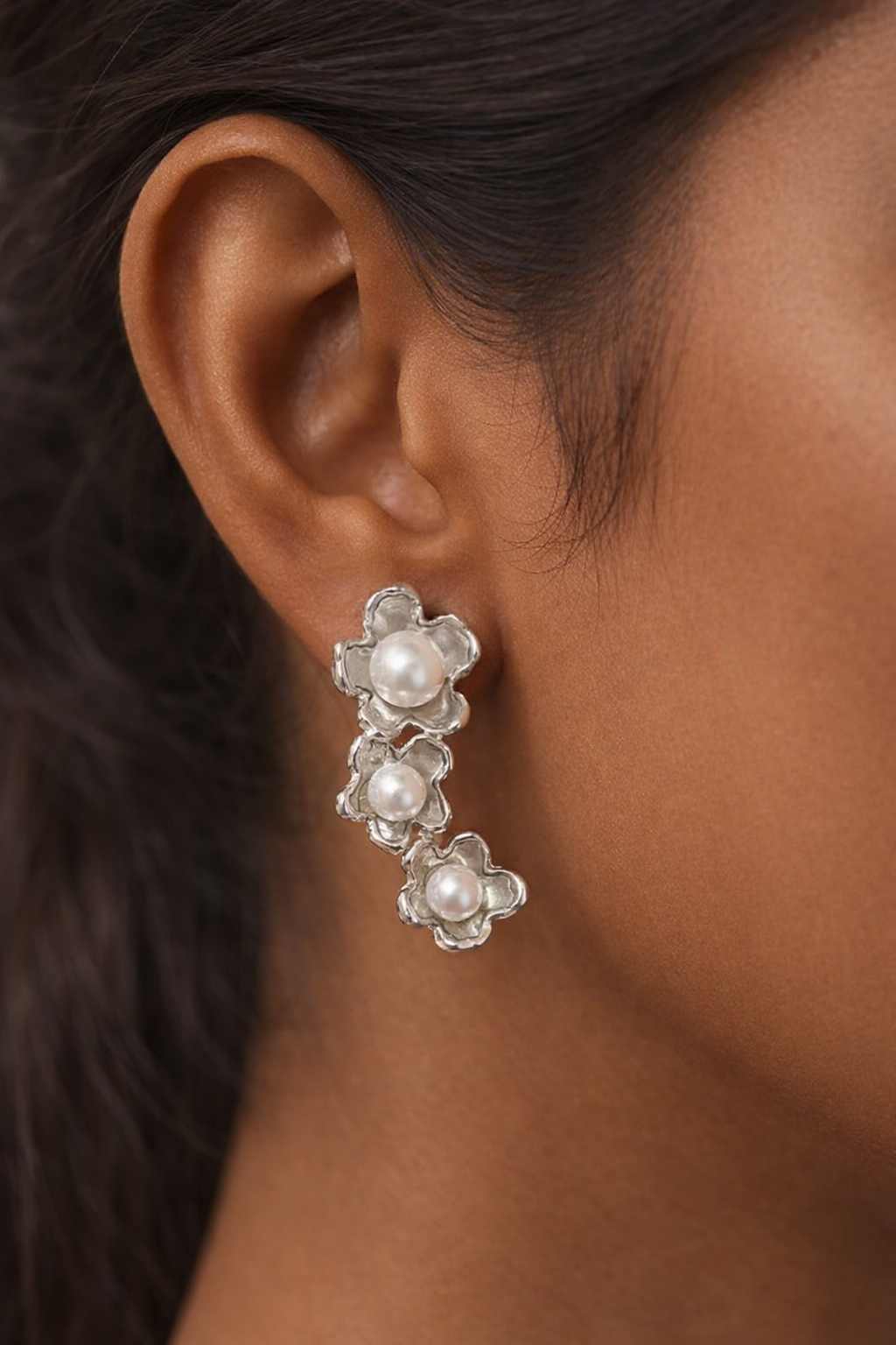 Mismatch Pearl Bloom Earrings