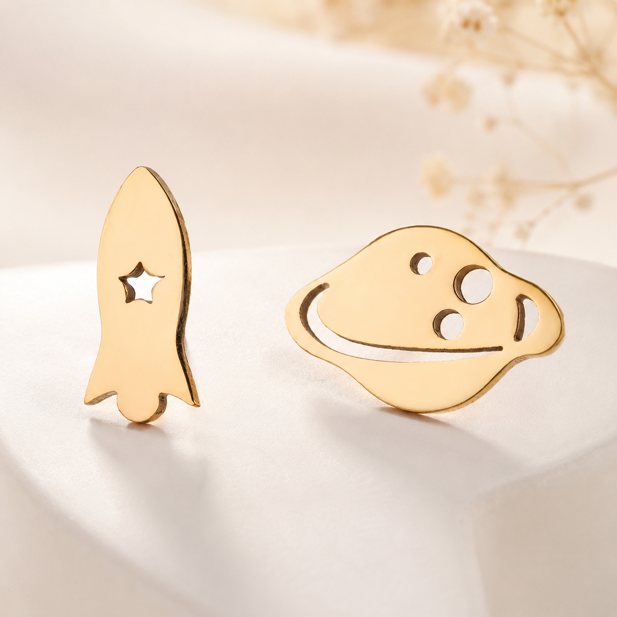Rocket & Planet Studs