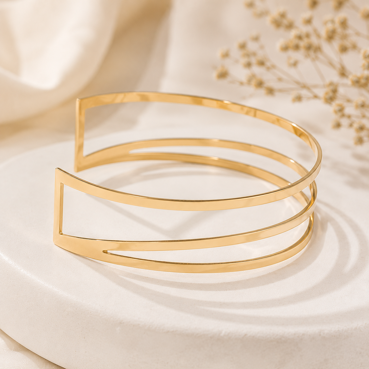 Golden Orbit Arm Cuff