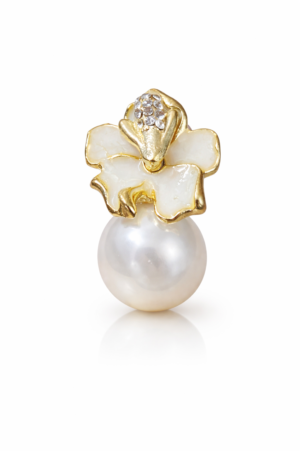 Vintage Bloom Pearl Stud Earrings