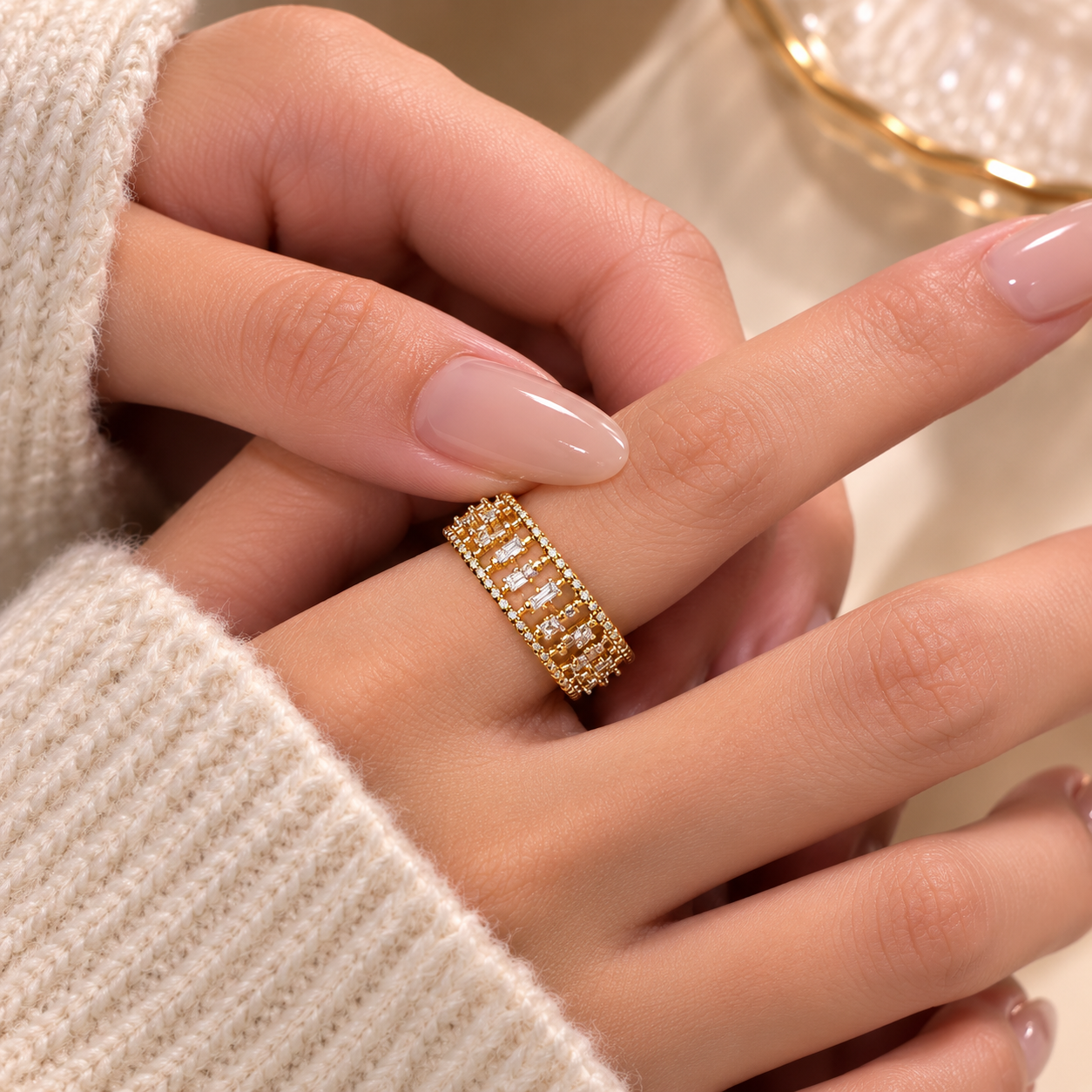 Golden Royale Grid Ring