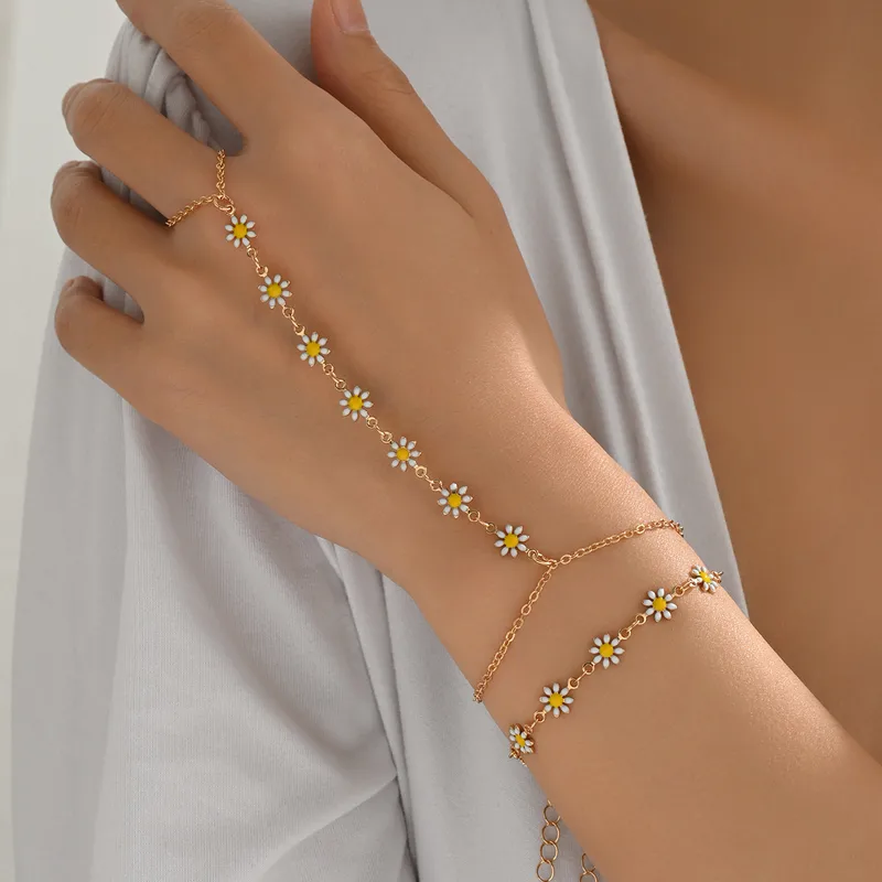 Golden Daisy Hand Chain